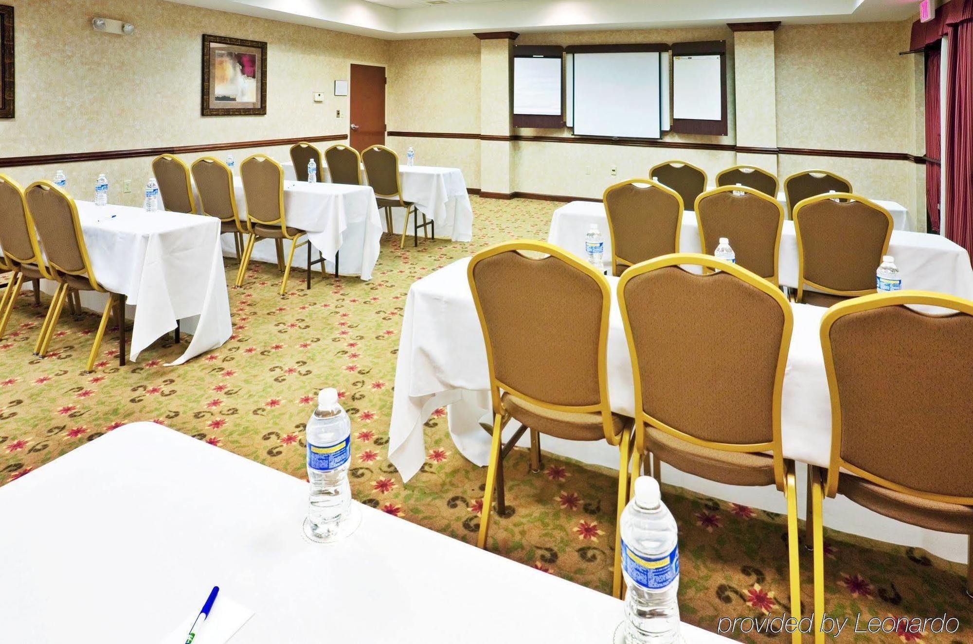 Holiday Inn Express & Suites Irving Conv Ctr - Las Colinas By Ihg Удобства фото